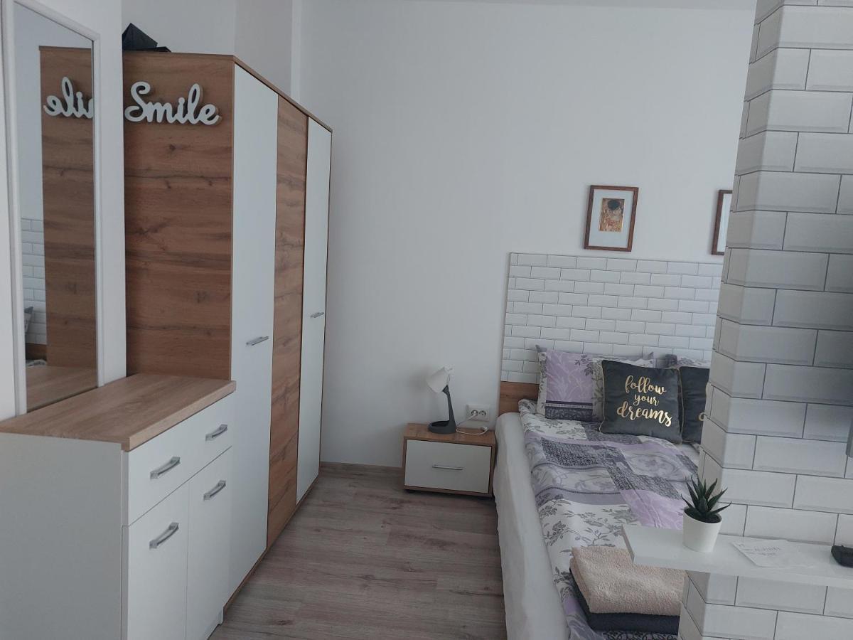Breezy Studio 5 Varna ภายนอก รูปภาพ
